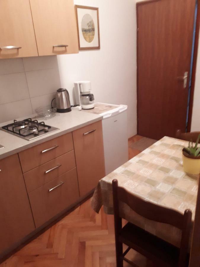 Lili Apartment Rovinj Bagian luar foto