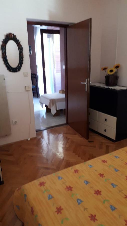 Lili Apartment Rovinj Bagian luar foto