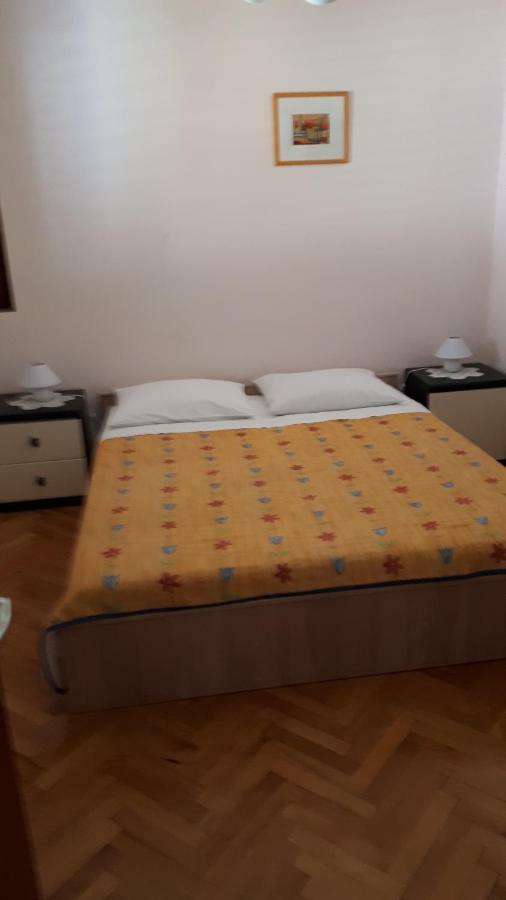 Lili Apartment Rovinj Bagian luar foto
