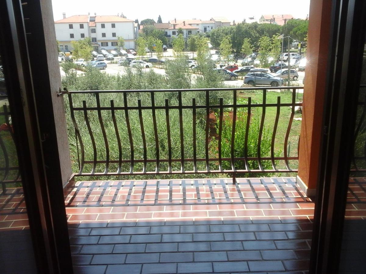 Lili Apartment Rovinj Bagian luar foto
